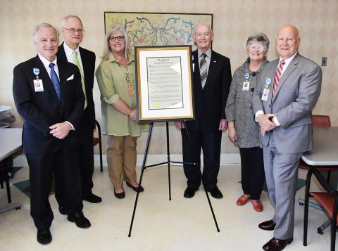 Members of the FMC and DCH Boards presented a resolution to the Fayette Medical Center’s staff and honored the employees with a reception. Shown from left are: Jim Harrison, John Mize, Mary Ann Hardin, Judge Joseph Colquitt, Dr. Linda Olivet and FMC Administrator Donald Jones.