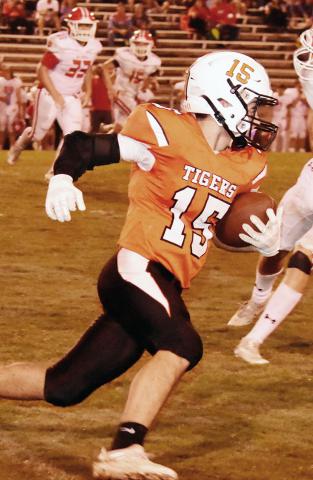Fayette’s Will Brown (15) made a nice gain after catching a pass.